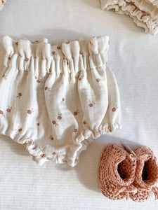 Baby bloomers / delicate florals