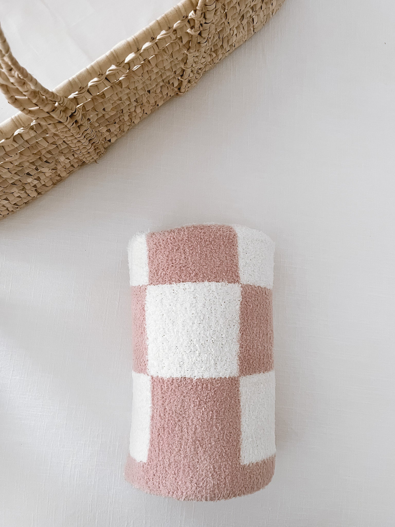 Blush + white / checker plush blanket
